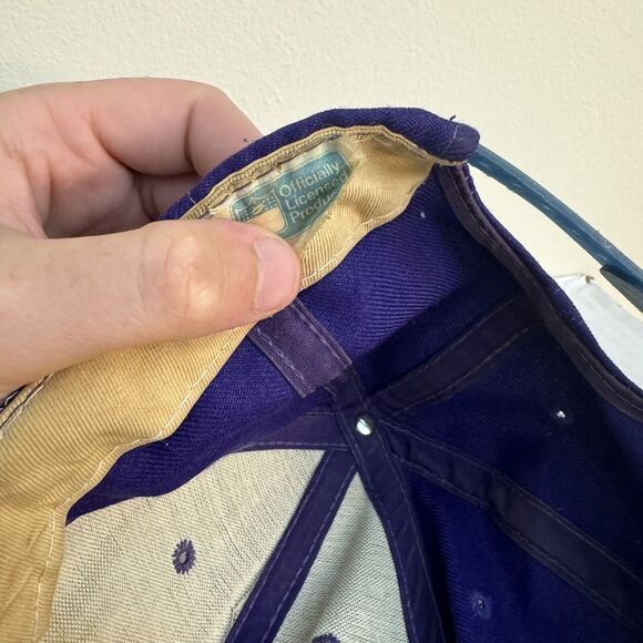 Vintage Minnesota Vikings 90s Script Snapback Sports Specialties Hat Adjustable - Picture 9 of 10